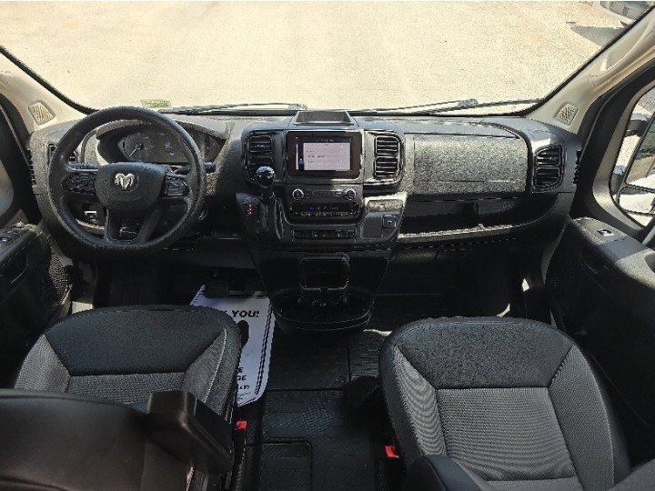 Used 2025 RAM ProMaster 2500 w/ Convenience Group FWD image 18
