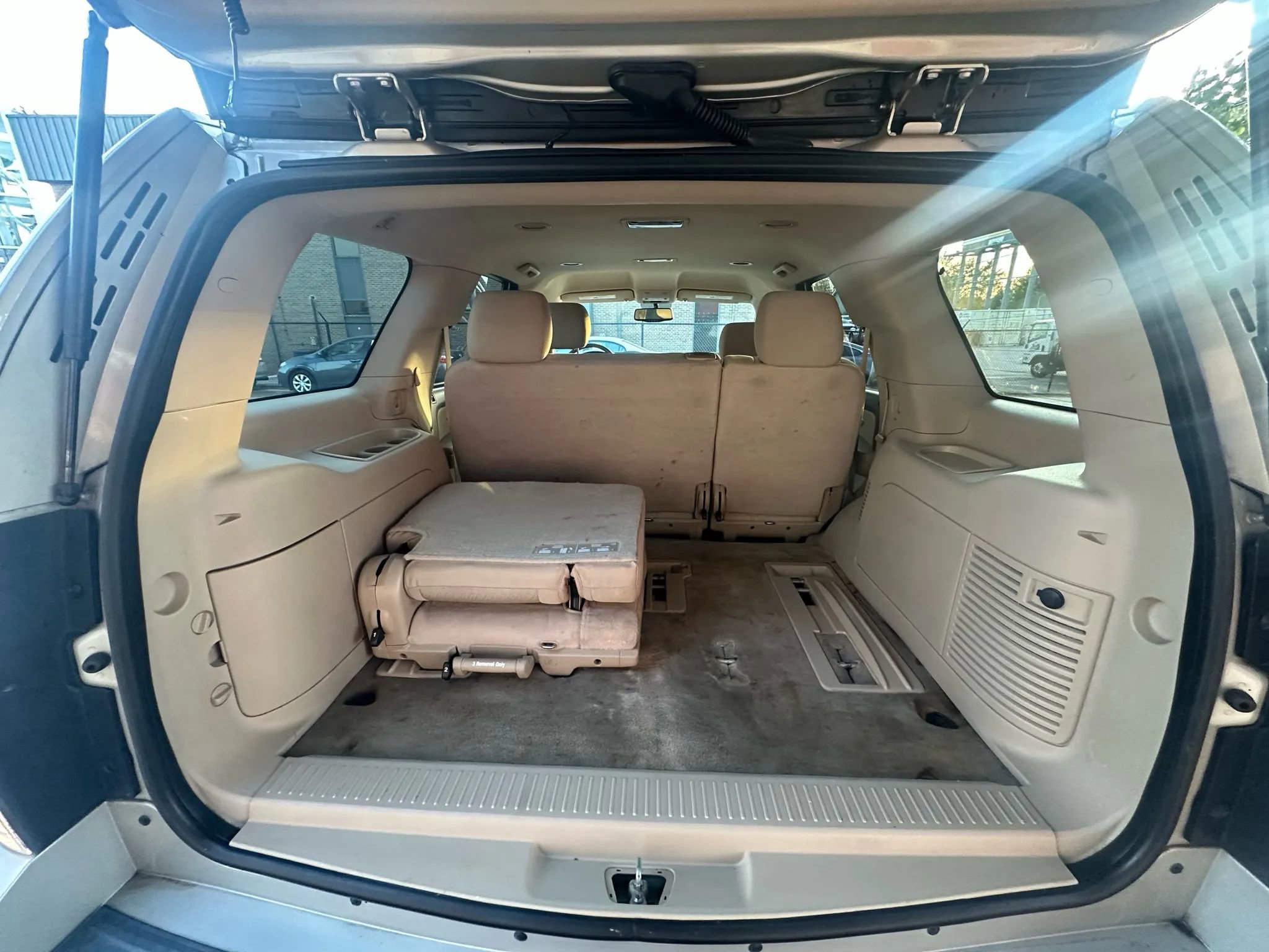 Used 2013 Chevrolet Tahoe LS w/ Convenience Package image 16