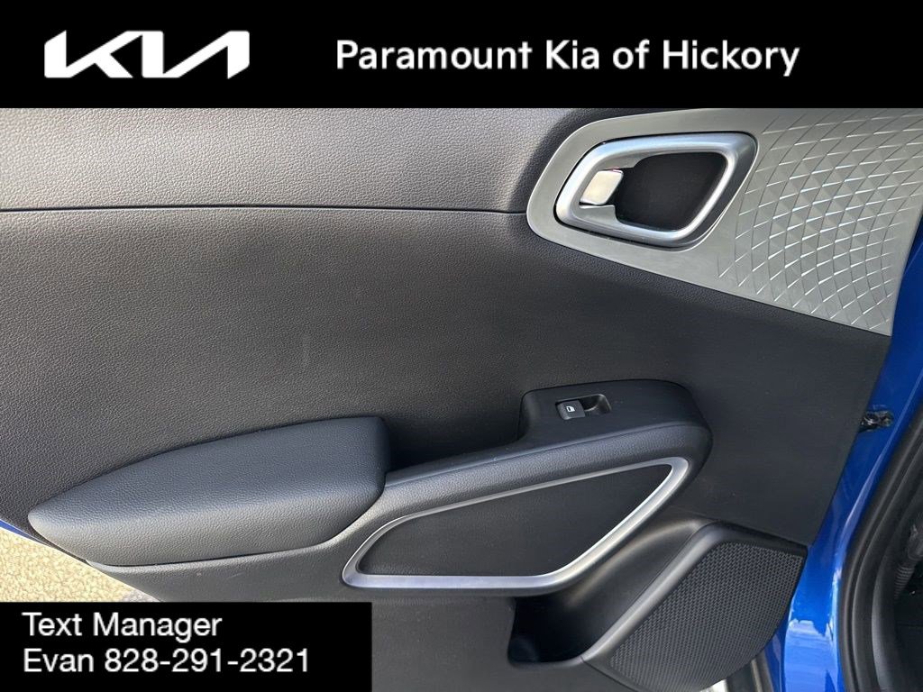 Used 2020 Kia Soul X-Line image 11