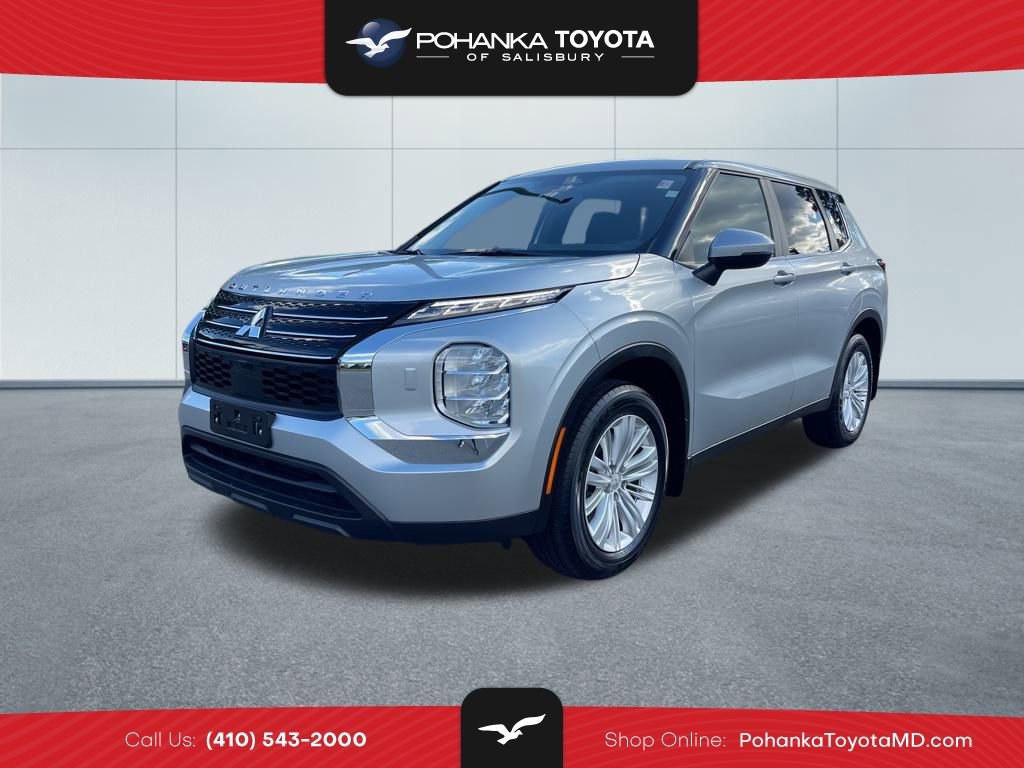 Used 2024 Mitsubishi Outlander ES