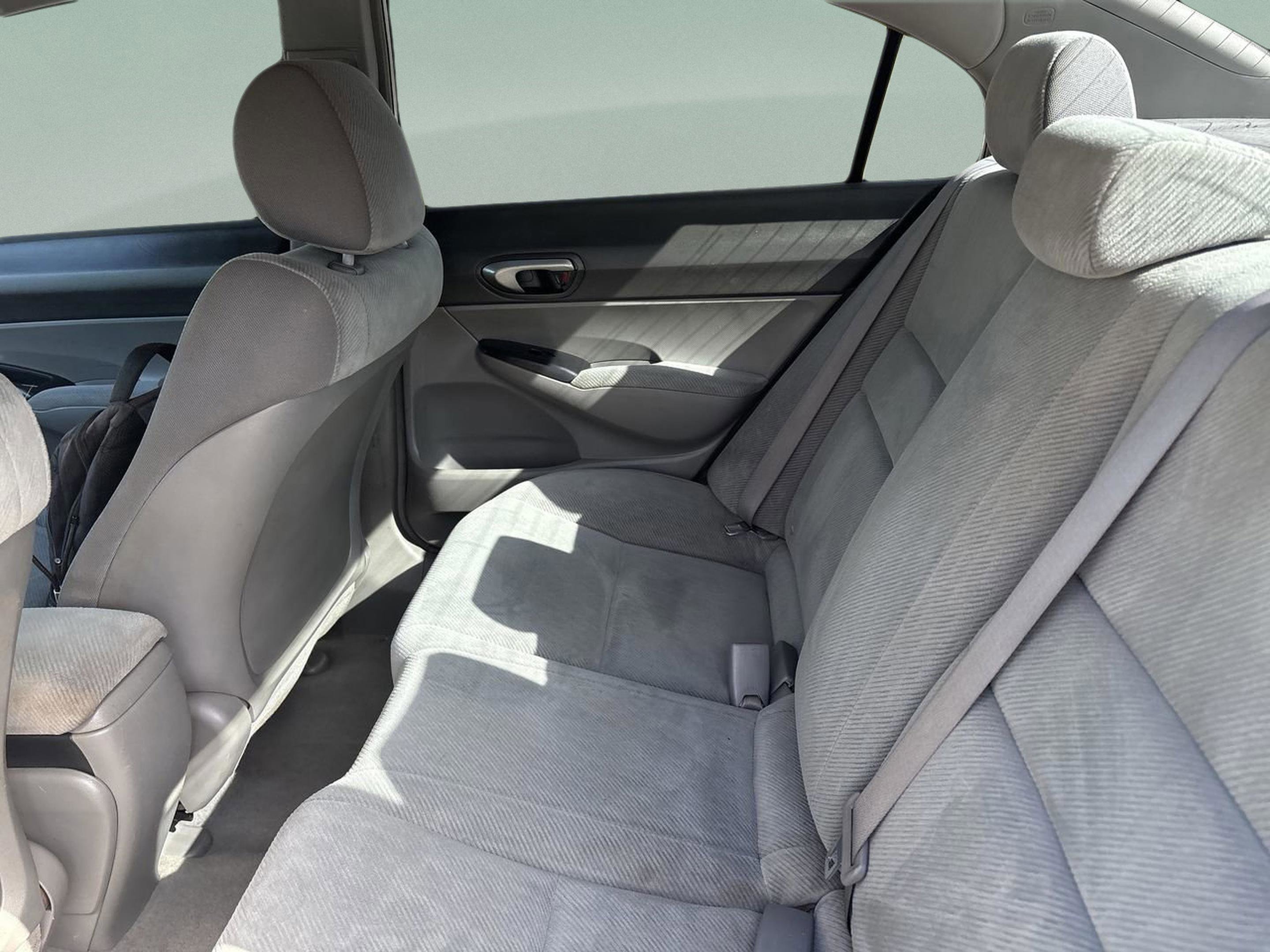 Used 2010 Honda Civic LX image 18