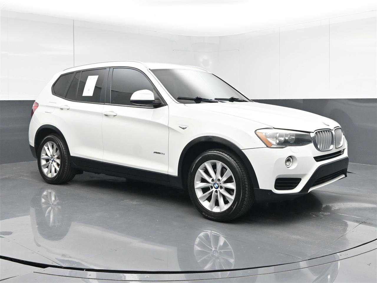 Used 2017 BMW X3 xDrive28i AWD/4WD image 3