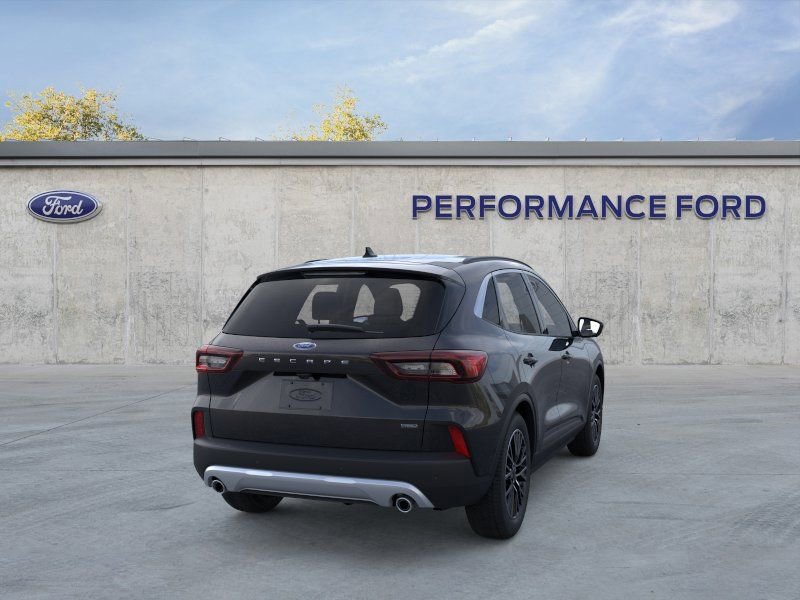 New 2025 Ford Escape SE FWD image 8