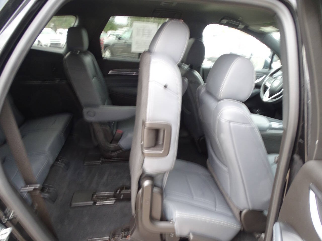 Used 2022 Buick Enclave AWD Essence w/ Sport Touring Edition image 42