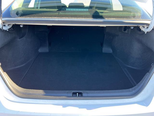 Used 2025 Toyota Camry LE image 19