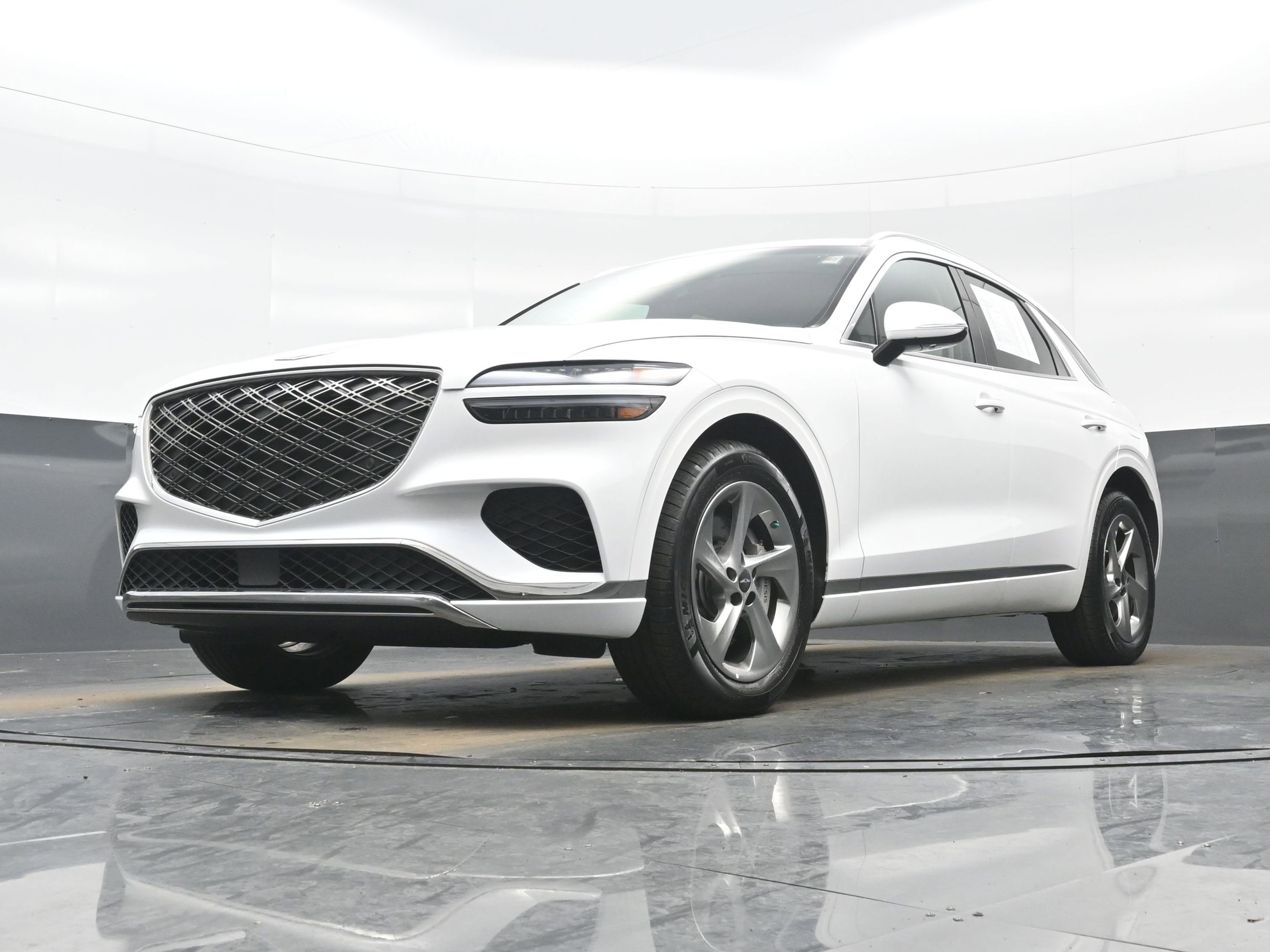 Certified 2026 Genesis GV70 2.5T Select image 27