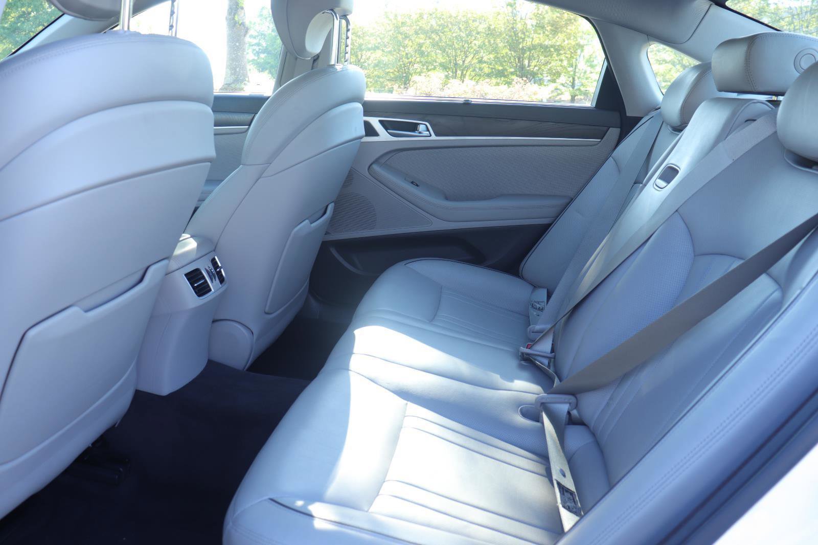 Used 2017 Genesis G80 3.8 w/ Option Group 03 RWD image 13
