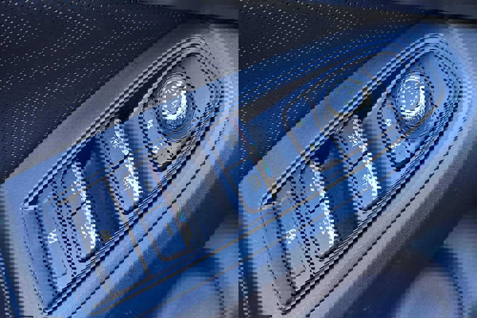 Used 2020 Subaru Crosstrek 2.0i Limited w/ Moonroof Package w/Navigation image 15