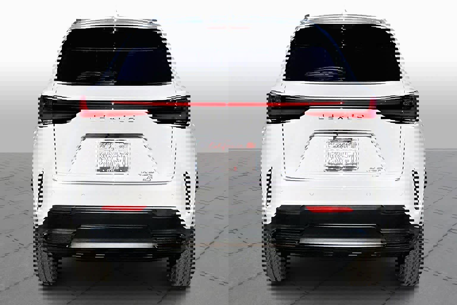 Used 2026 Lexus NX 350 AWD image 4