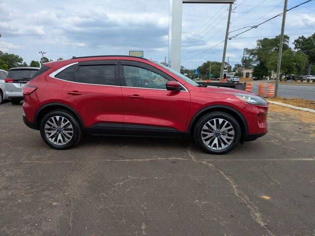 Used 2020 Ford Escape Titanium AWD/4WD image 3
