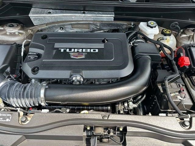 Certified 2023 Cadillac XT4 Premium Luxury AWD/4WD image 11