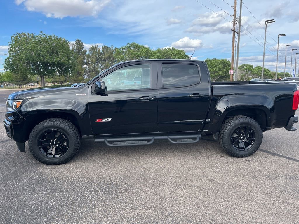 Certified 2022 Chevrolet Colorado Z71 w/ Z71 Midnight Edition AWD/4WD image 2