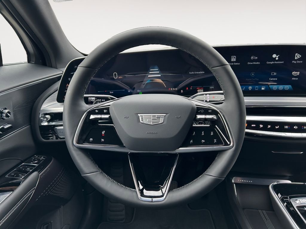 Used 2025 Cadillac Lyriq Sport image 14