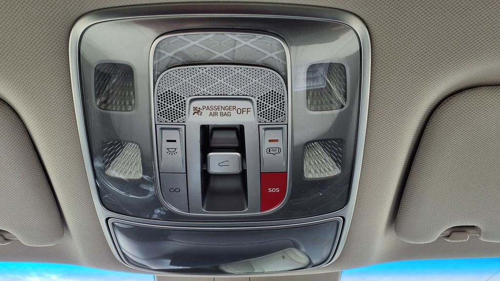 Used 2023 Genesis GV80 2.5T w/ Prestige Package image 20