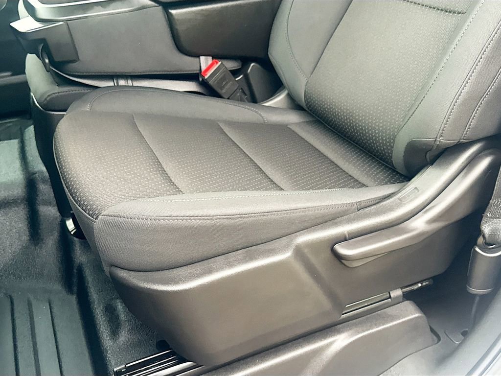 Used 2025 GMC Sierra 1500 Pro w/ Pro Value Package image 18