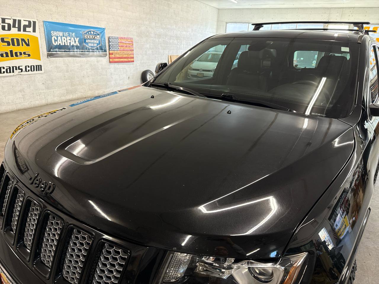Used 2015 Jeep Grand Cherokee Altitude image 93