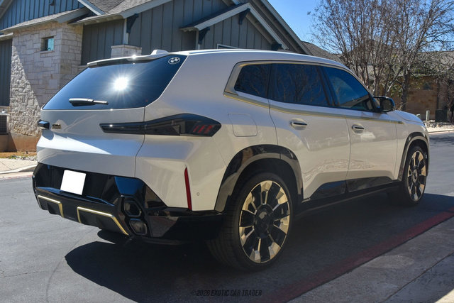 Used 2024 BMW XM w/ M Driver's Package image 8