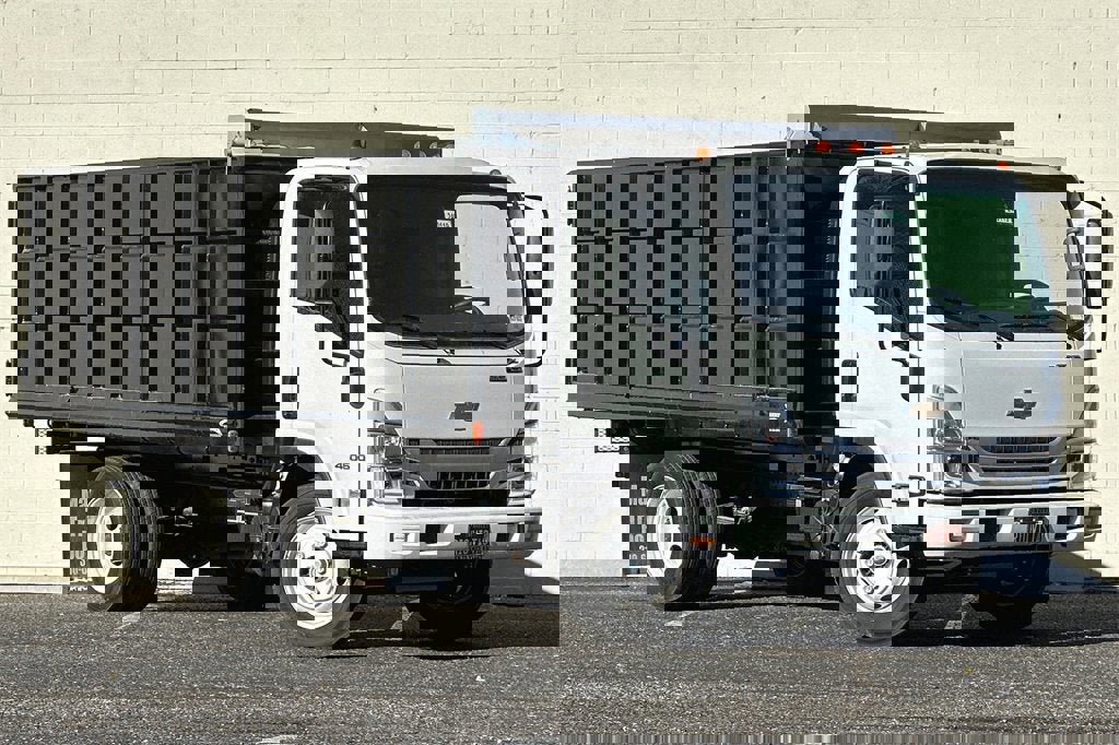 New 2024 Chevrolet Low Cab Forward image 2