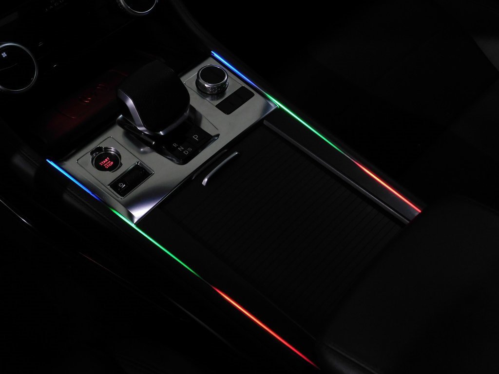 Used 2024 Jaguar F-PACE SVR image 75