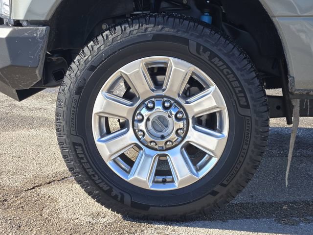 Used 2019 Ford F250 Platinum w/ Platinum Ultimate Package image 14
