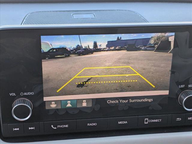 Used 2023 Honda HR-V LX image 13