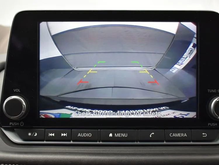 Used 2023 Nissan Rogue SV image 37