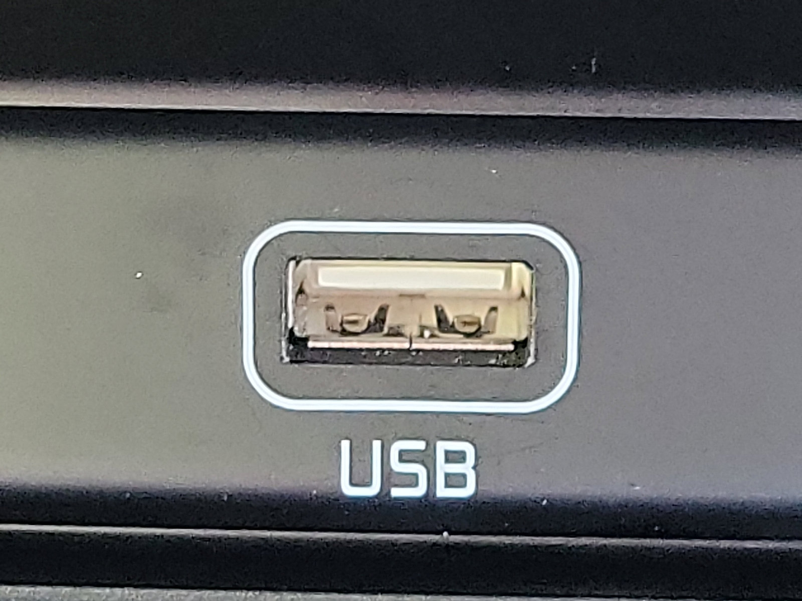 Used 2023 Kia Niro SX Touring image 24