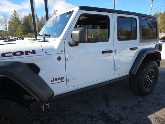 Used 2024 Jeep Wrangler Unlimited Rubicon w/ XTREMEE 35" Tire Package image 35