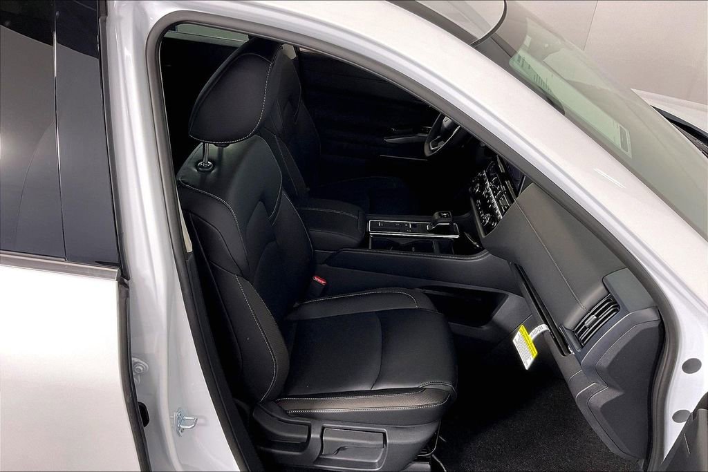 New 2026 Nissan Pathfinder SL image 27