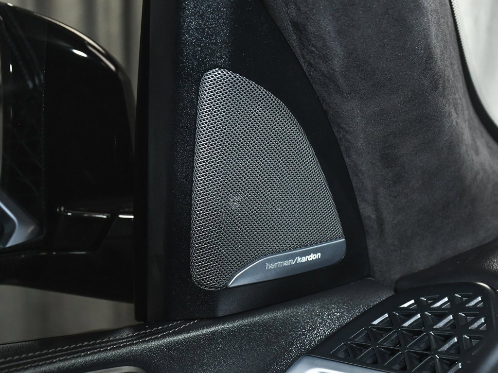 Used 2024 BMW X7 xDrive40i w/ Executive Package image 45