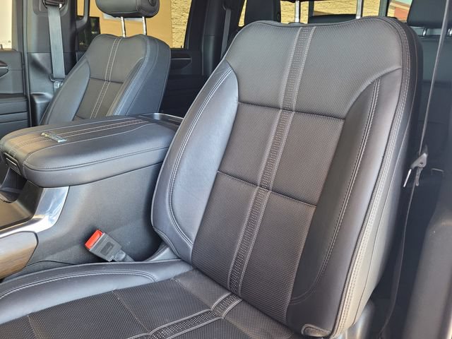 Used 2024 Chevrolet Silverado 3500 High Country AWD/4WD image 20