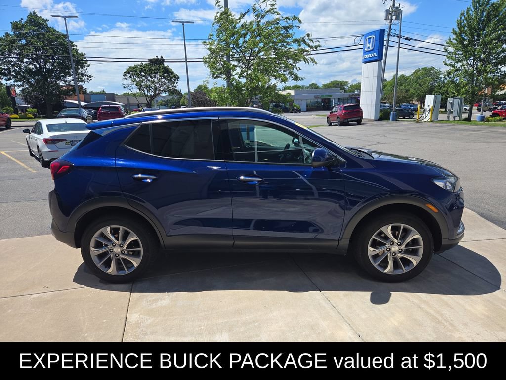 Used 2023 Buick Encore GX Essence w/ Experience Buick Package AWD/4WD image 2