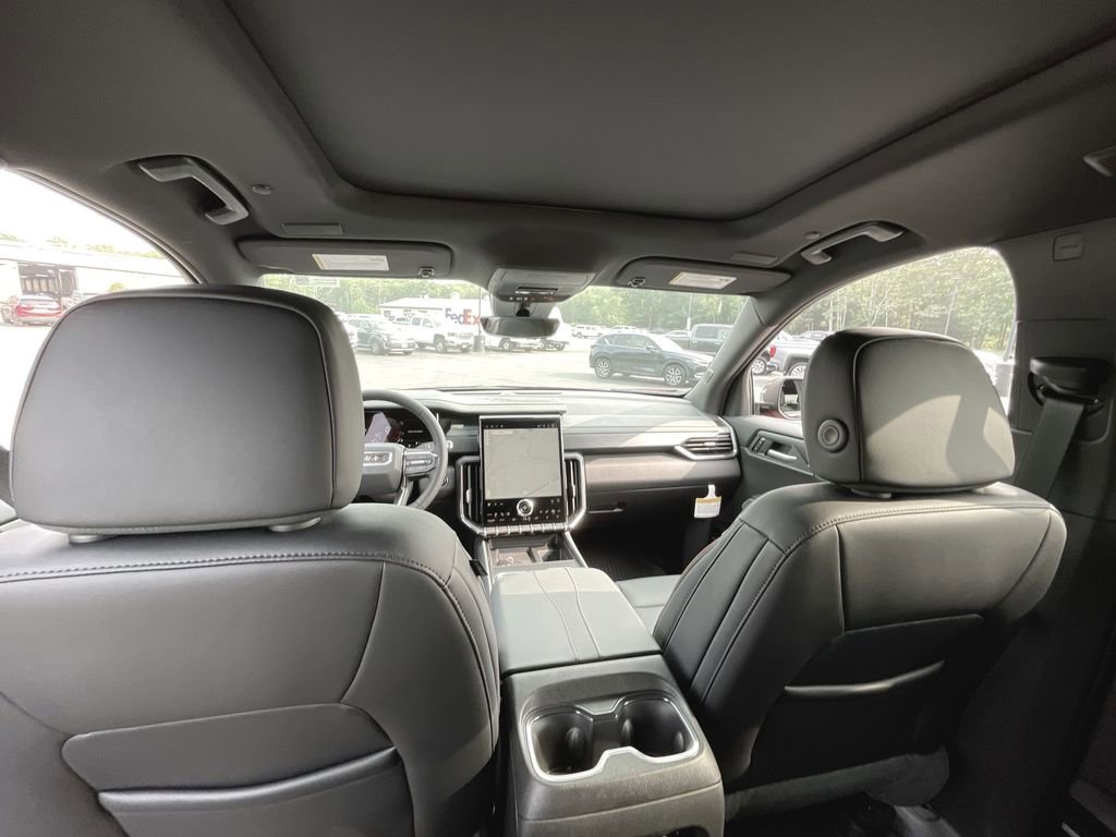 New 2026 GMC Acadia AT4 w/ Luxury Package image 28