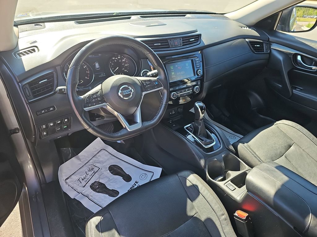 Used 2018 Nissan Rogue SL w/ Premium Package FWD image 16