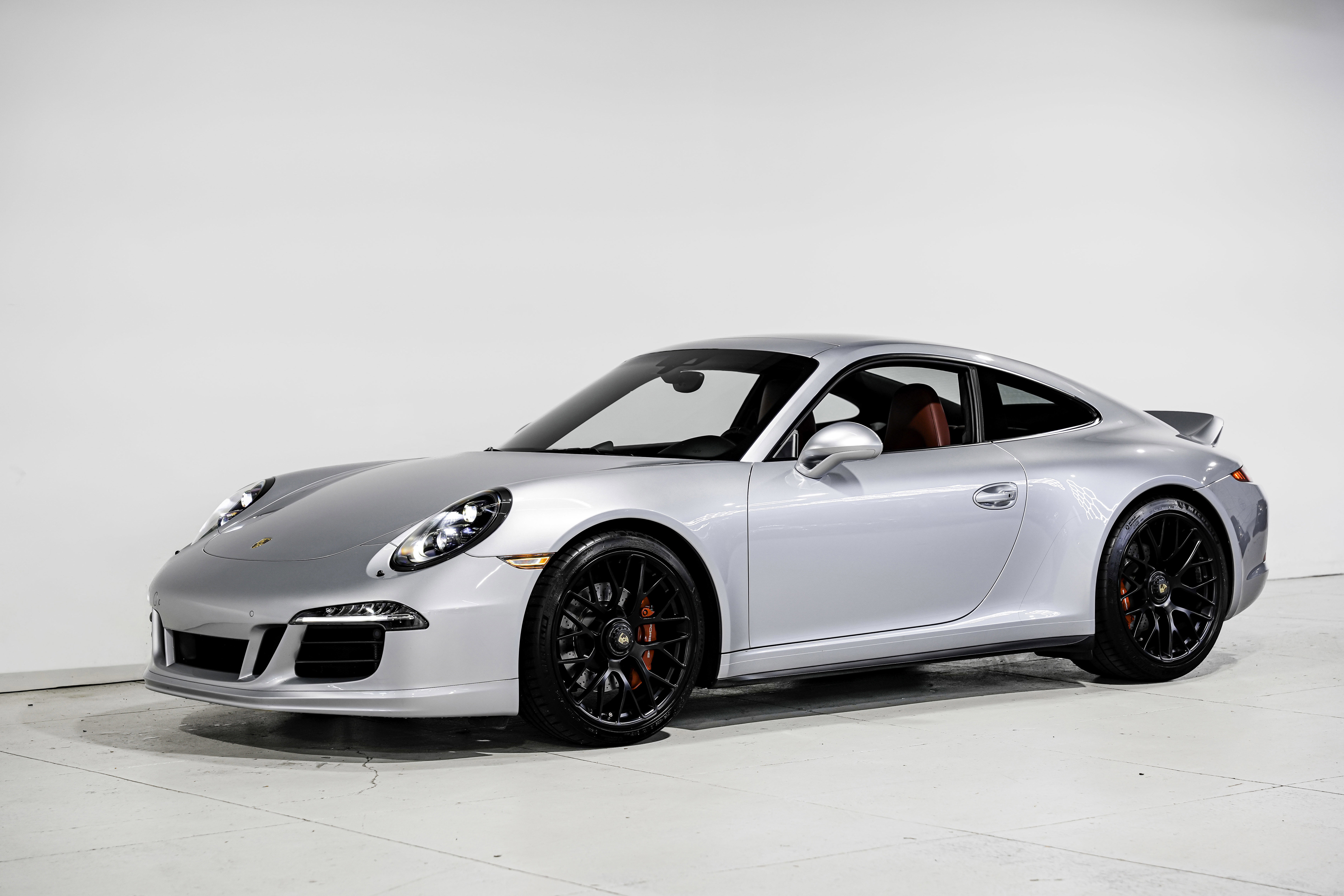 Used 2016 Porsche 911 Carrera GTS image 6