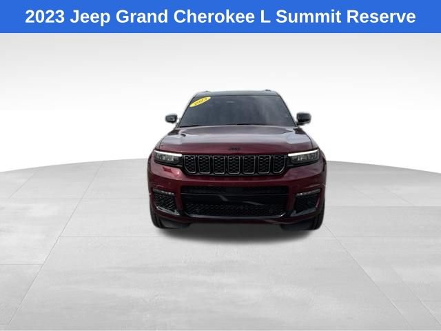 Used 2023 Jeep Grand Cherokee L Summit AWD/4WD image 2