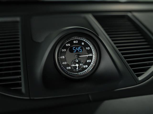 New 2026 Porsche Macan GTS image 28