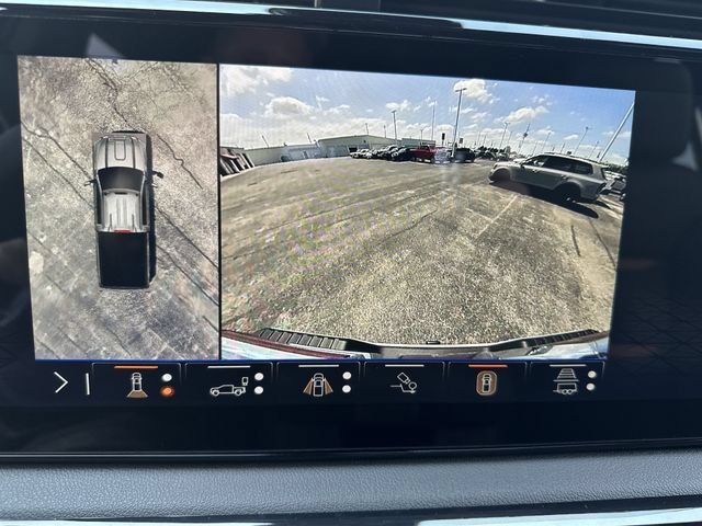 New 2026 GMC Sierra 3500 AT4 w/ Technology Package AWD/4WD image 26