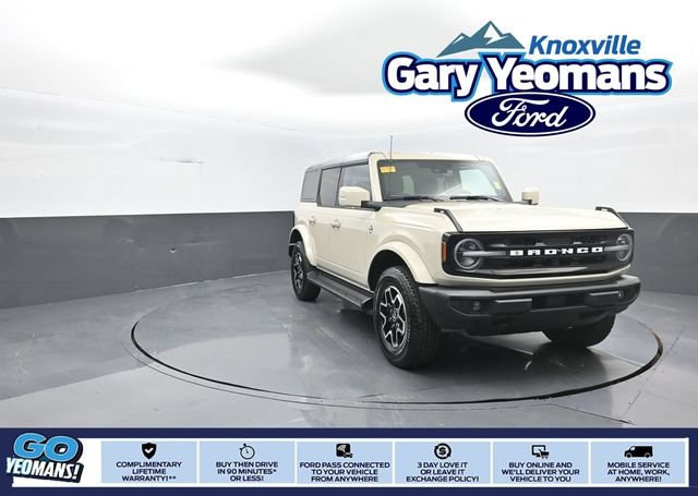 Certified 2025 Ford Bronco Outer Banks AWD/4WD image 1