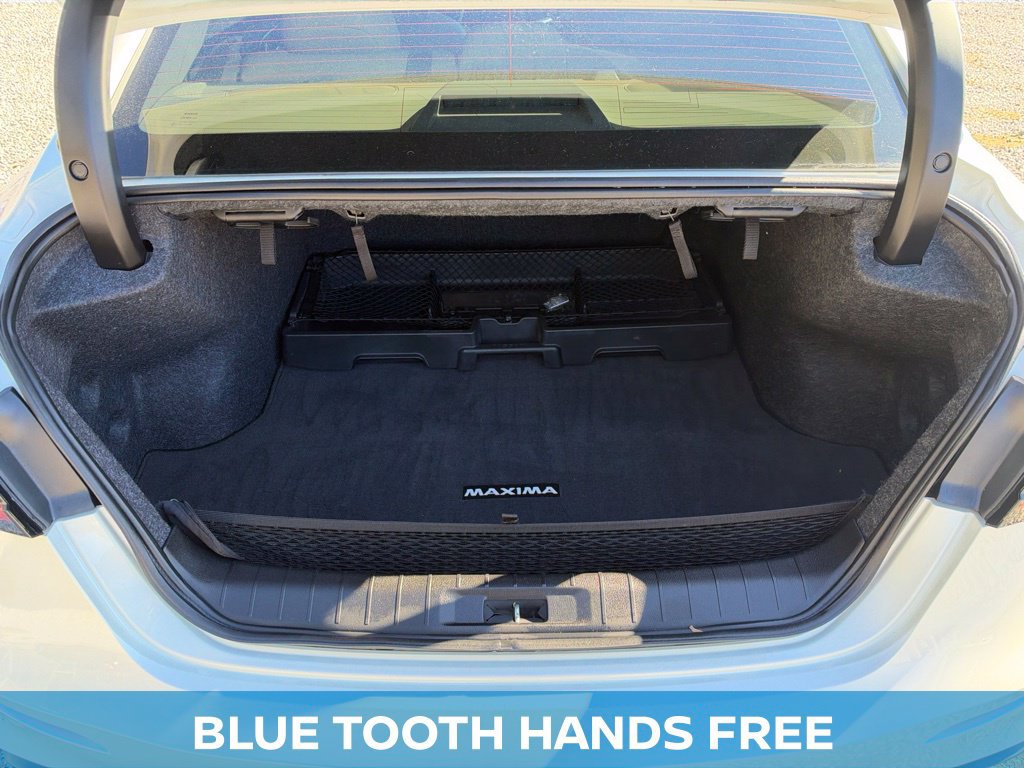 Used 2023 Nissan Maxima Platinum w/ Sport Mat Group FWD image 10