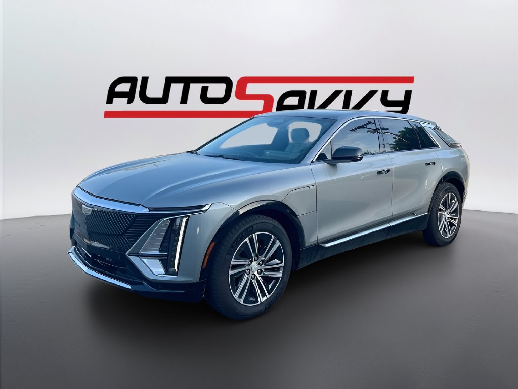 Used 2026 Cadillac Lyriq Luxury RWD image 3