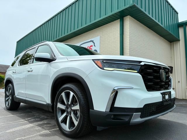 Used 2023 Honda Pilot Elite image 5