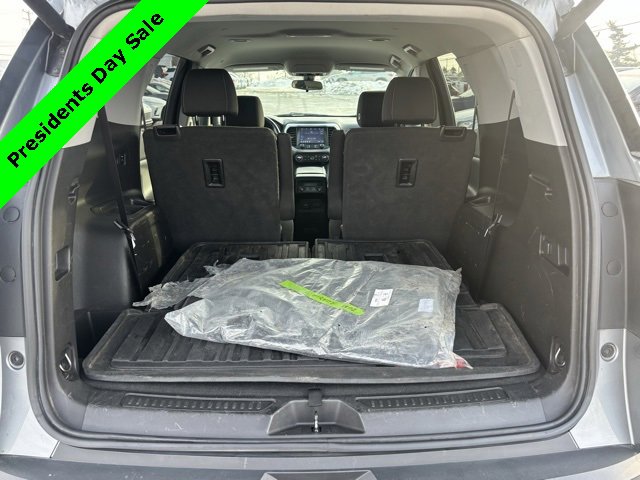 Used 2020 GMC Acadia SLE w/ Driver Convenience Package image 9