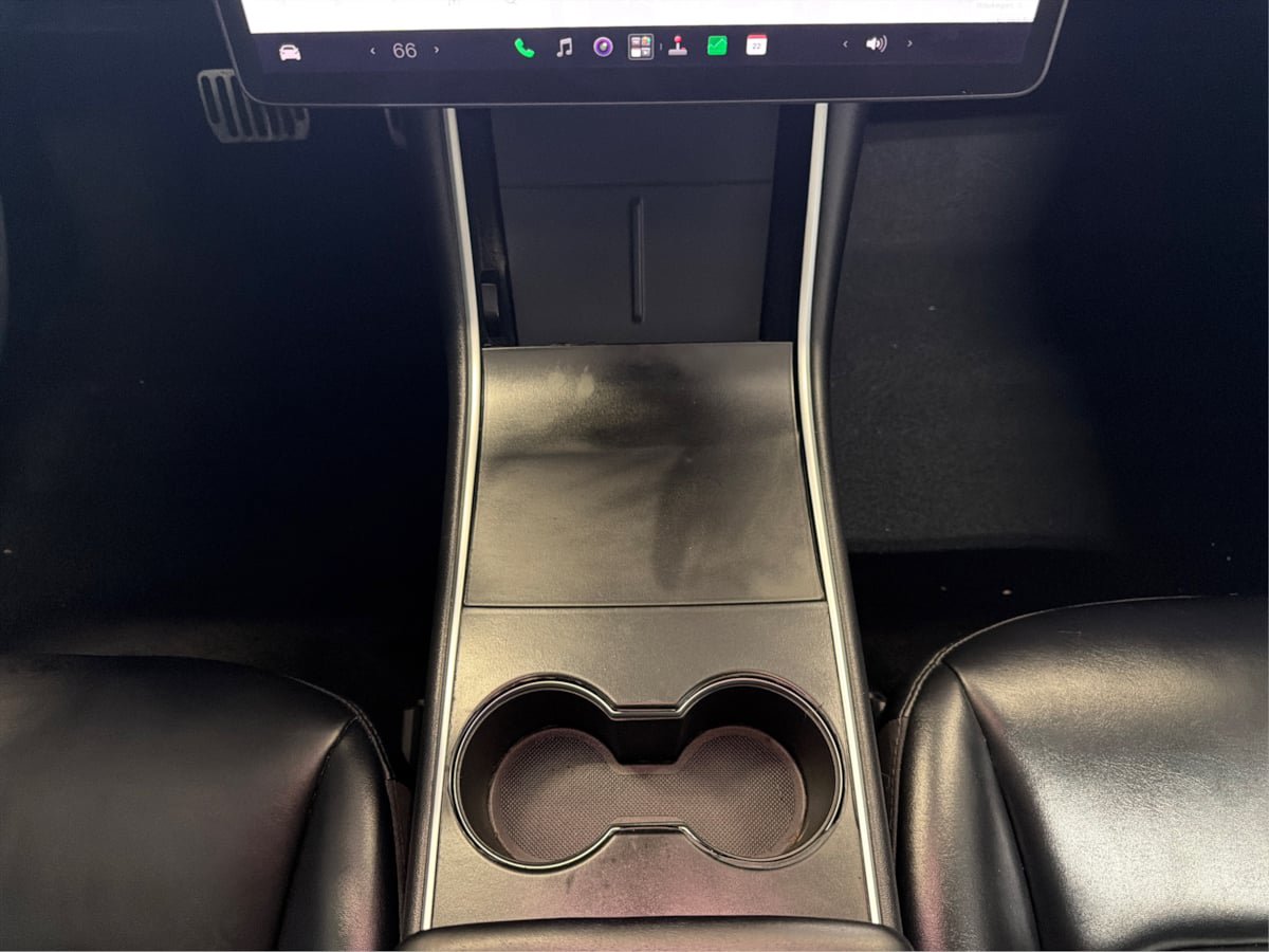 Used 2020 Tesla Model 3 Standard Range Plus RWD image 19