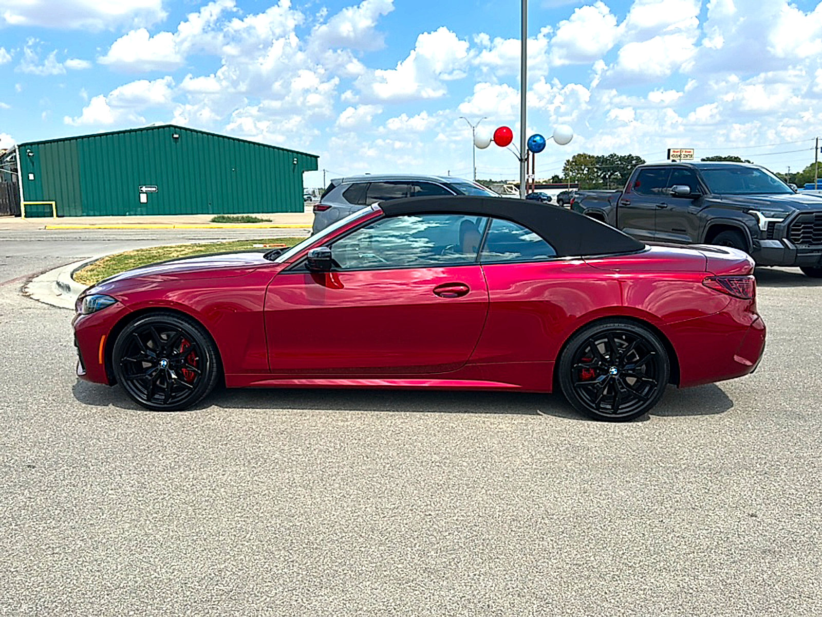 Used 2027 BMW 430i Convertible w/ M Sport Package RWD image 5