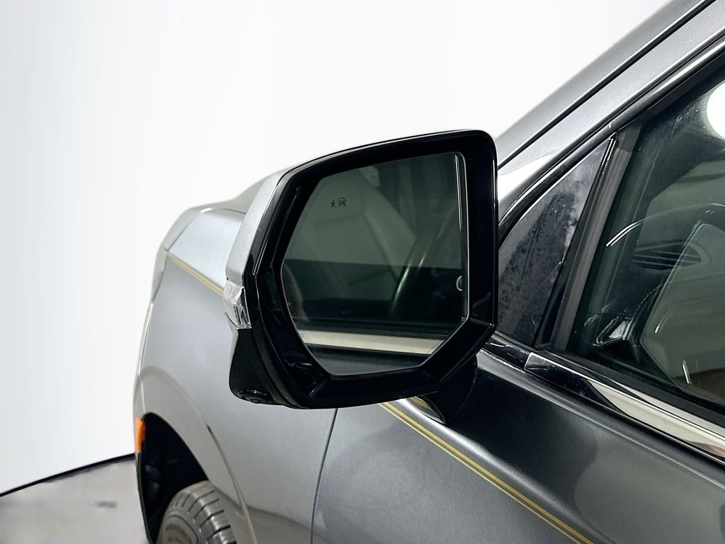 Used 2021 Chevrolet Tahoe LT w/ LT Signature Package RWD image 39