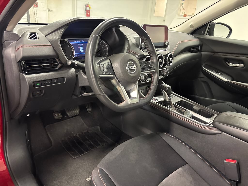 Used 2022 Nissan Sentra SR w/ Electronics Package FWD image 24