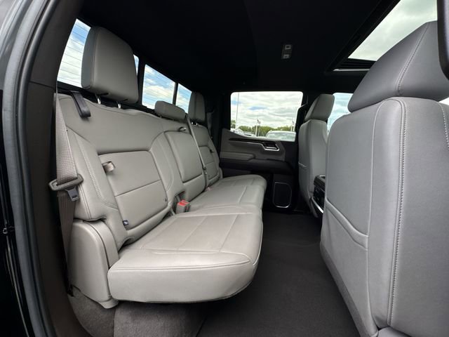 Used 2023 GMC Sierra 1500 SLT w/ SLT Premium Plus Package AWD/4WD image 28