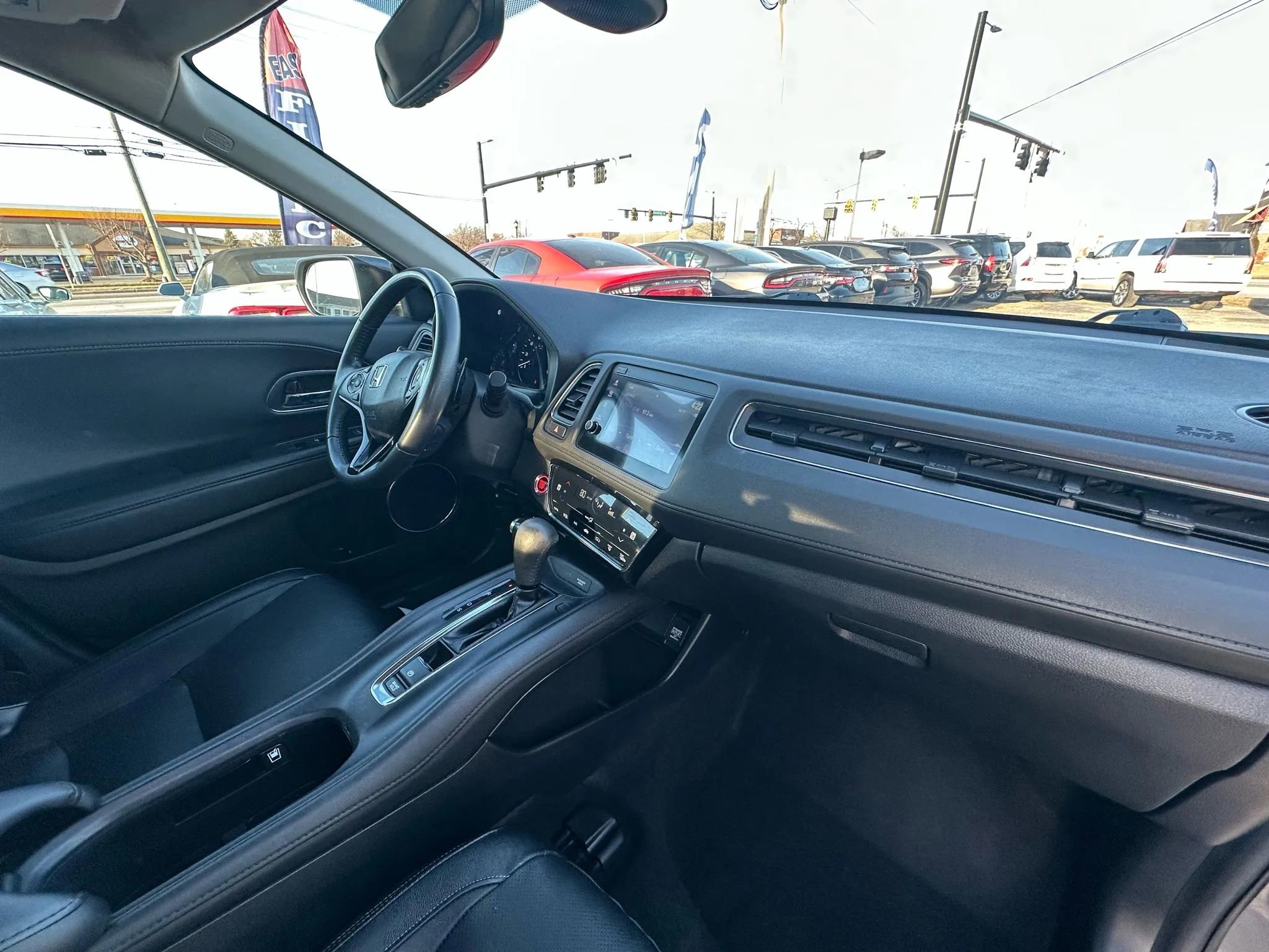 Used 2019 Honda HR-V Touring image 27