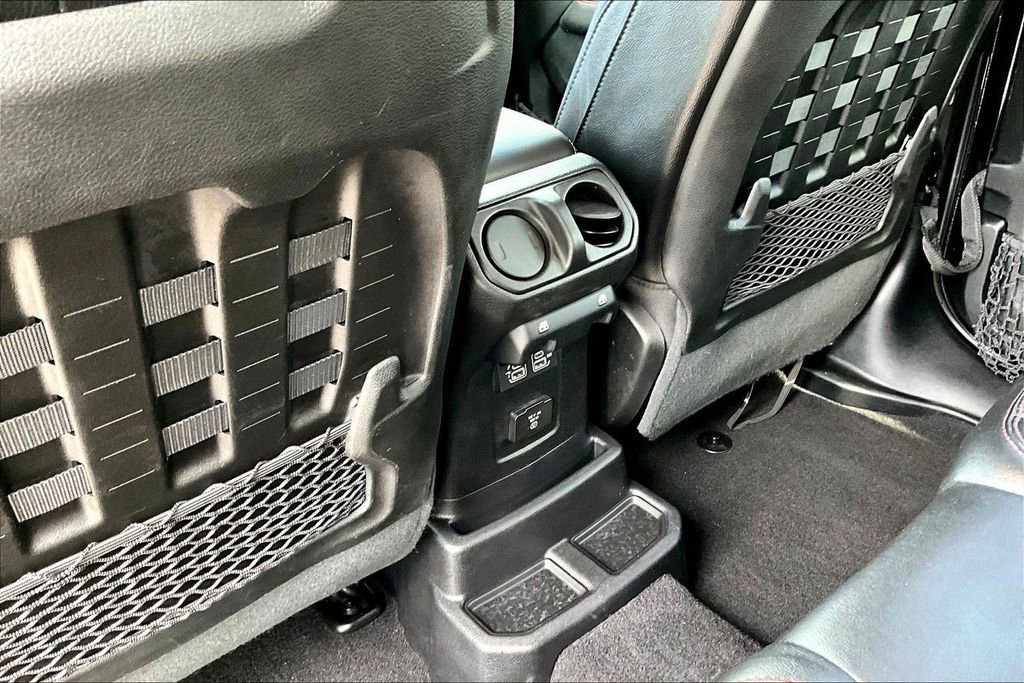 Used 2019 Jeep Wrangler Unlimited Rubicon image 12
